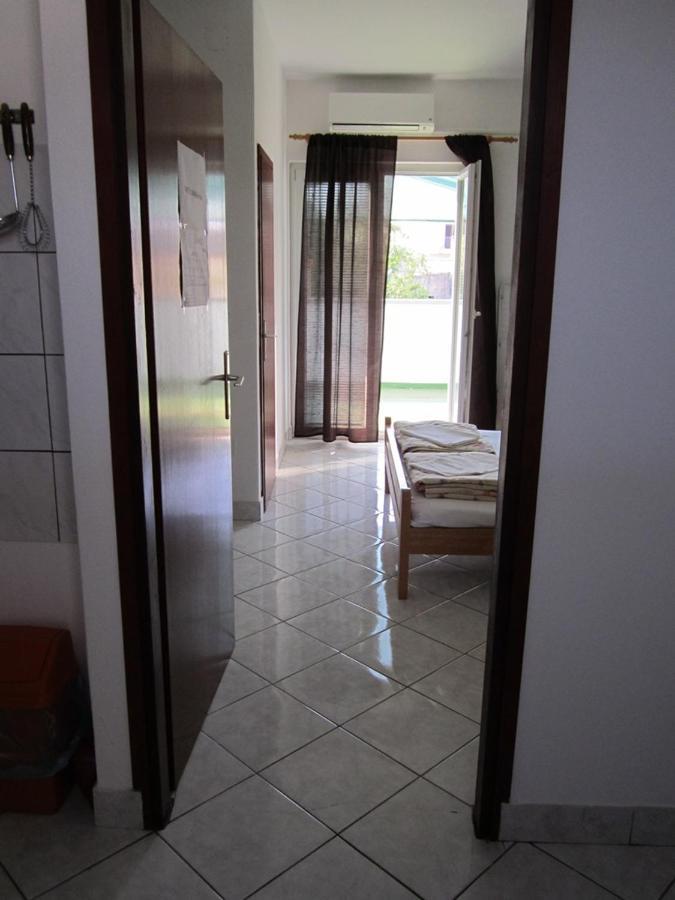 Apartmani Lukacic บีโอกราดนาโมรู ภายนอก รูปภาพ